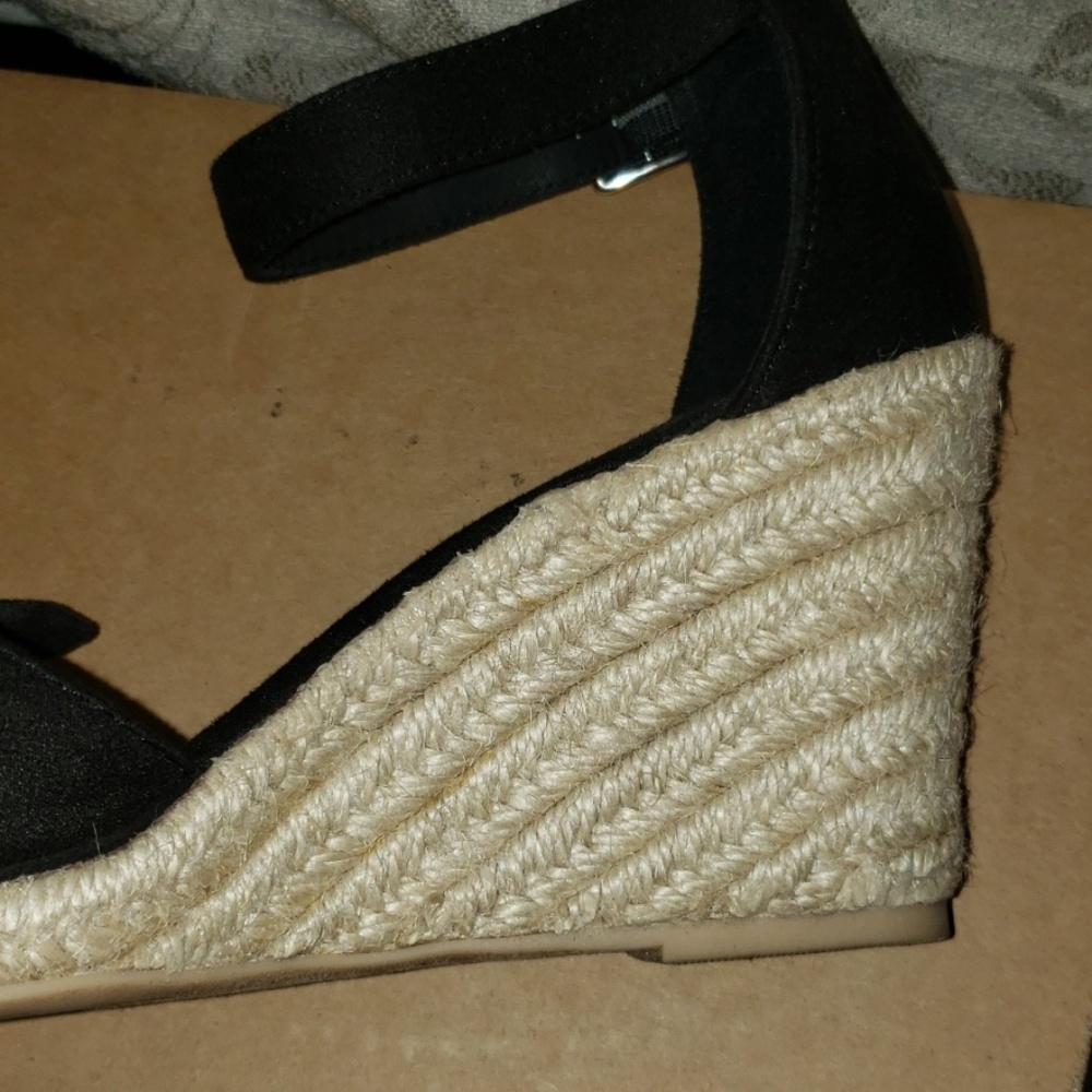 Wedges - Picture 4 of 4